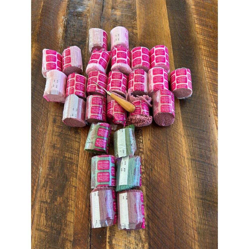 Mary Maxim Rug Yarn Lot Of 23 Rolls Pink & Green 100% Acrylic Machine Washable 2